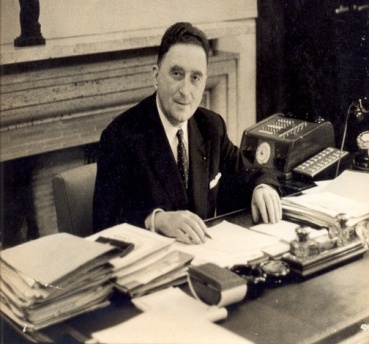 Lucien PAYE (1957-1960)